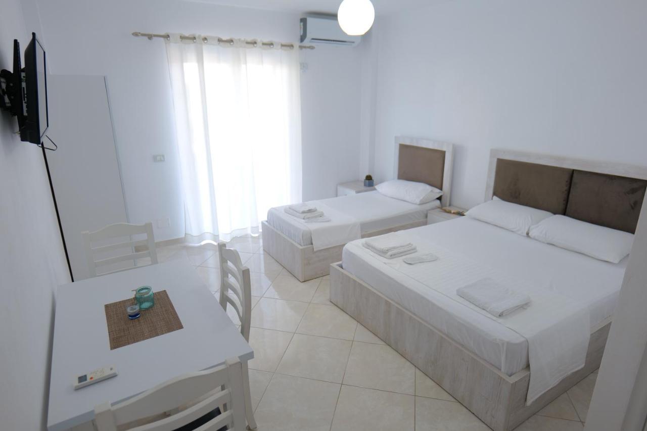 Hotel Citrus 2 Ksamil Buitenkant foto
