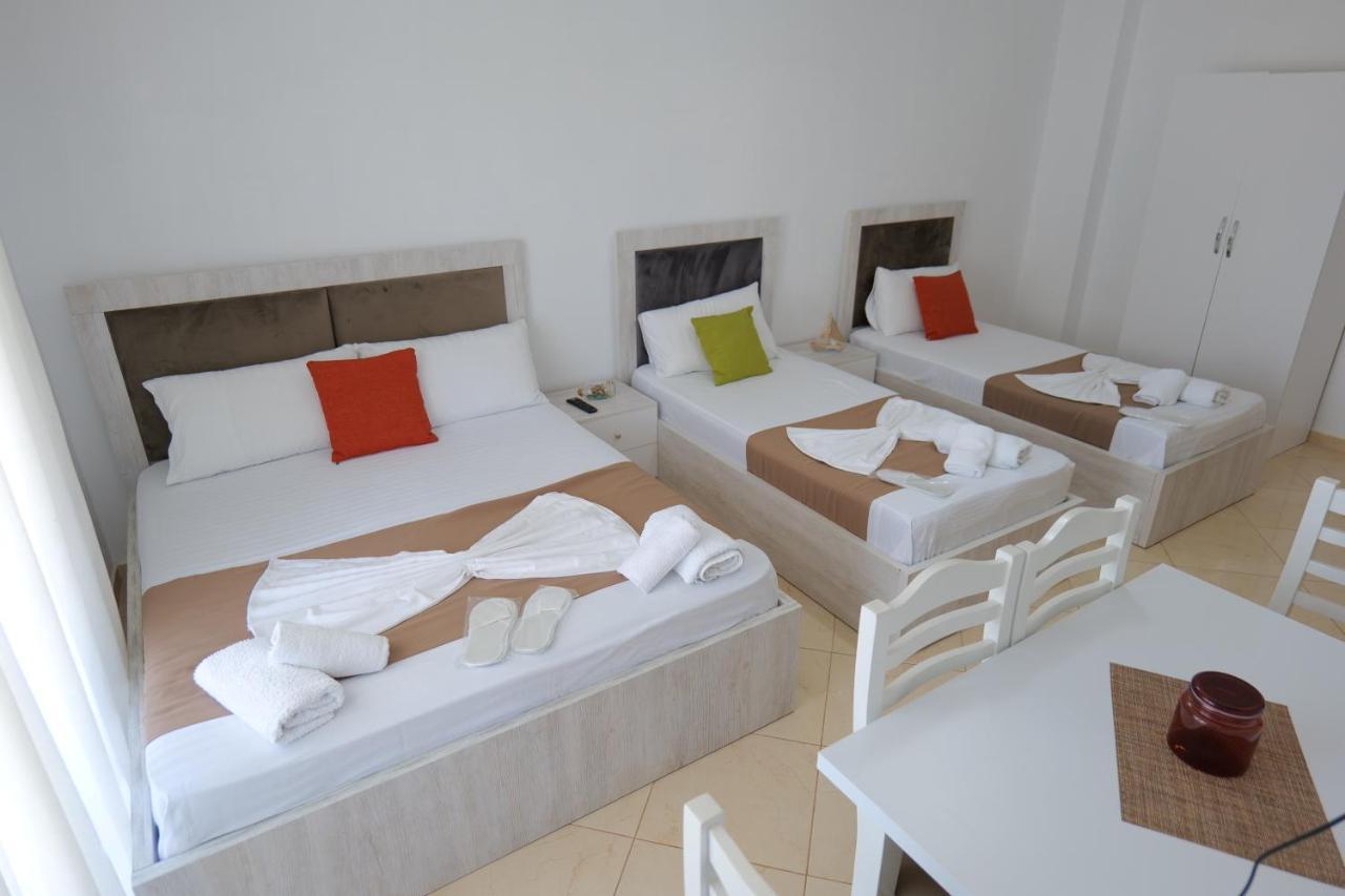 Hotel Citrus 2 Ksamil Buitenkant foto